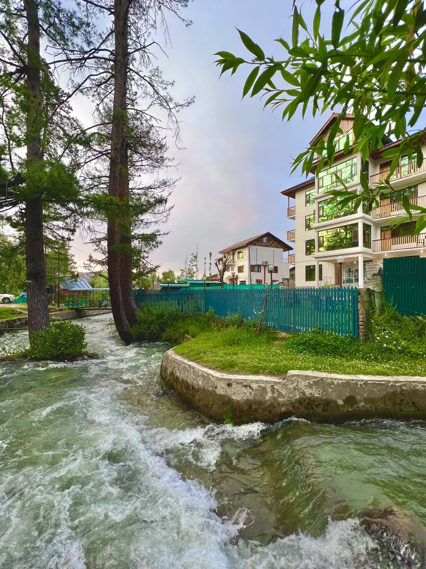 Panoramic mountain view near Gulmarg